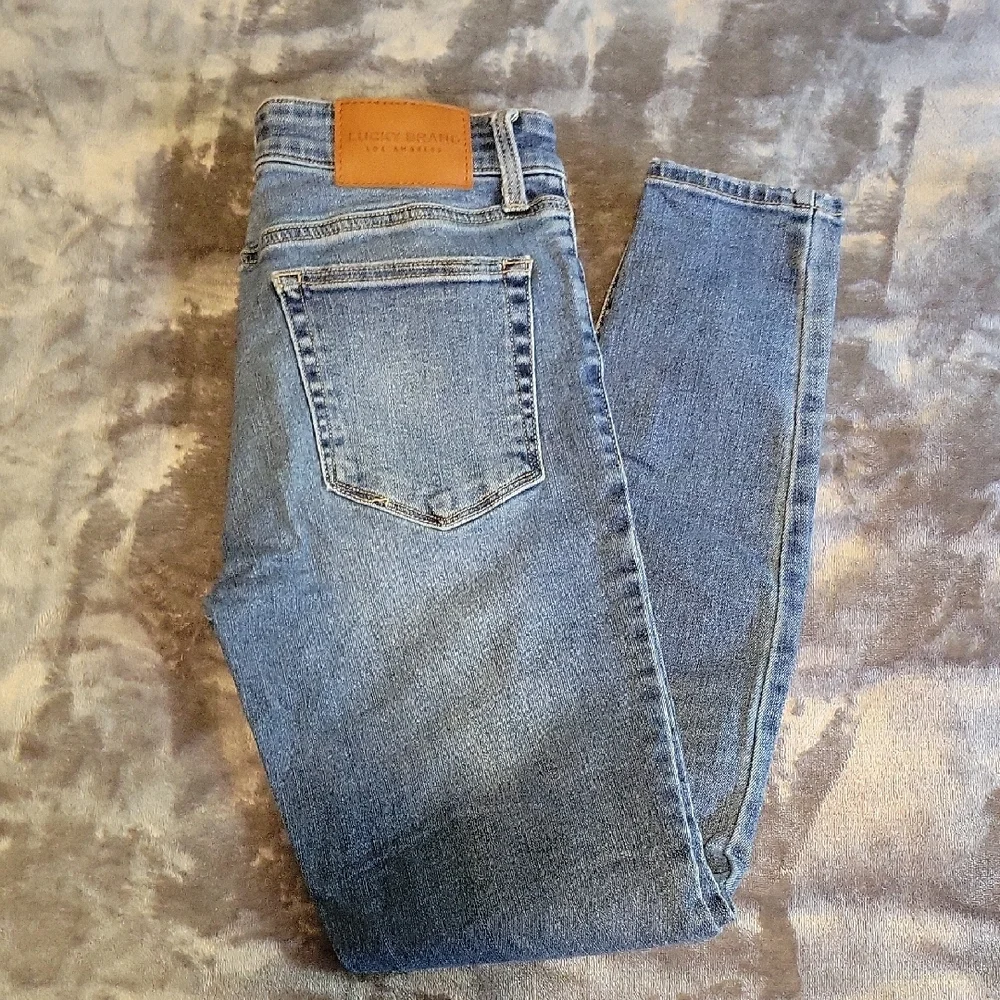 Lucky Brand Light Blue Straight Leg Jeans - Picture 1 of 4